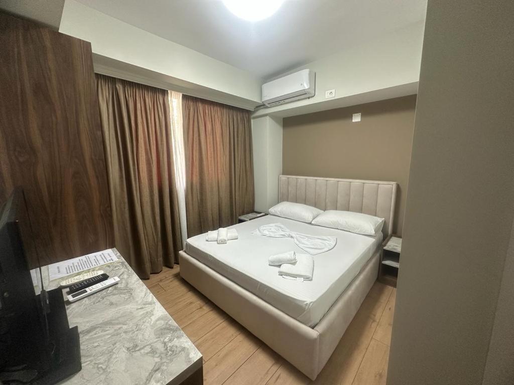 Hotel Her Vlora Kültér fotó