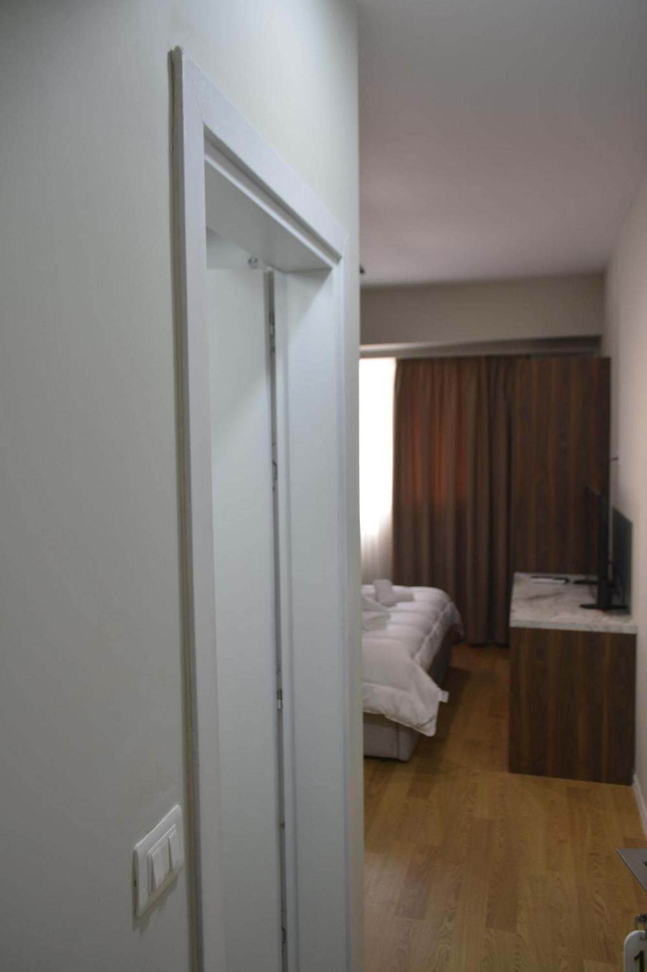 Hotel Her Vlora Kültér fotó